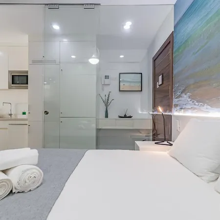 Home2book Playa Chica Dream Apt, Palmas Center *